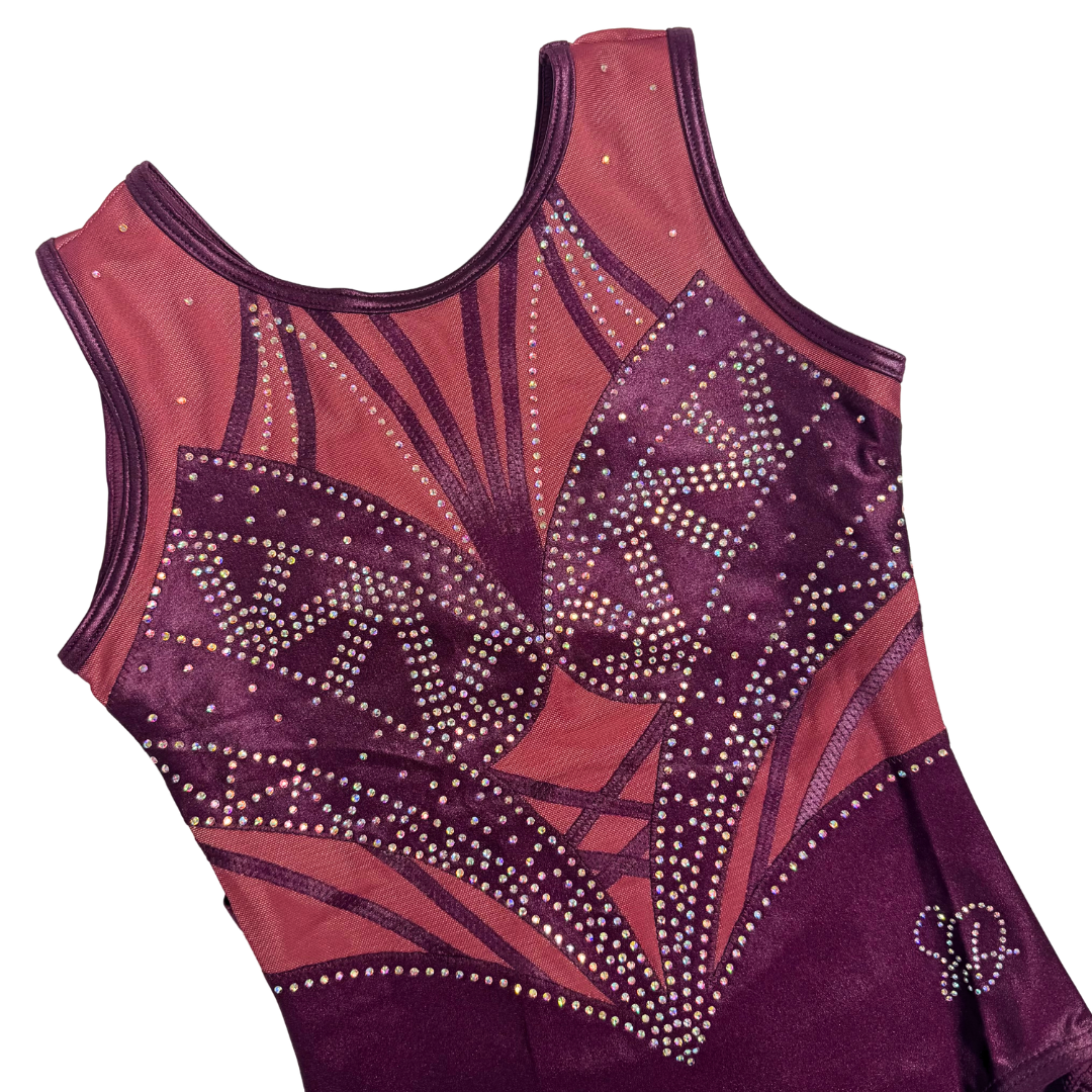 Turnpakje Romy Bordeaux - maat CLA 128-134