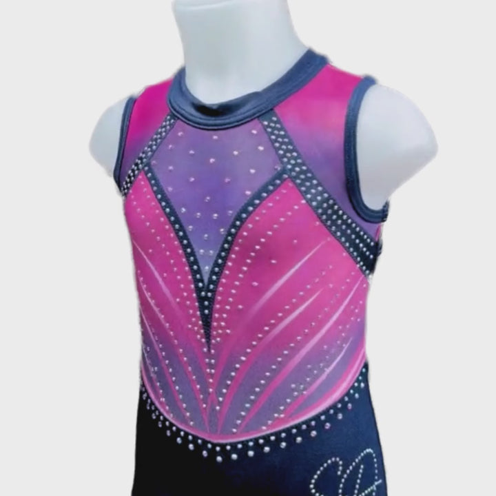 Turnpakje Juultje Navy Roze